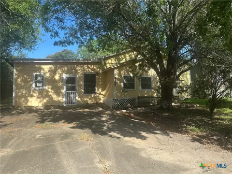 1503 Lova Drive