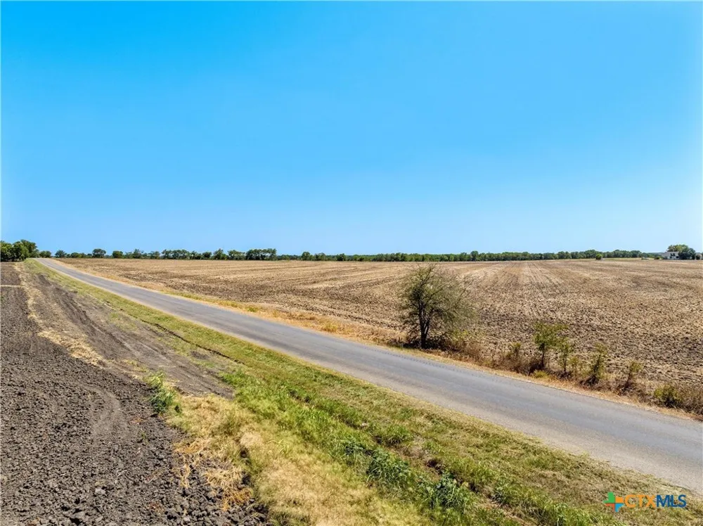 12 T M West Parkway West, TX 76691