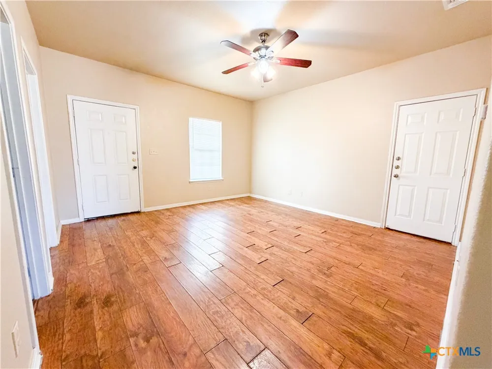 3011 Baldwin Loop Killeen, TX 76549