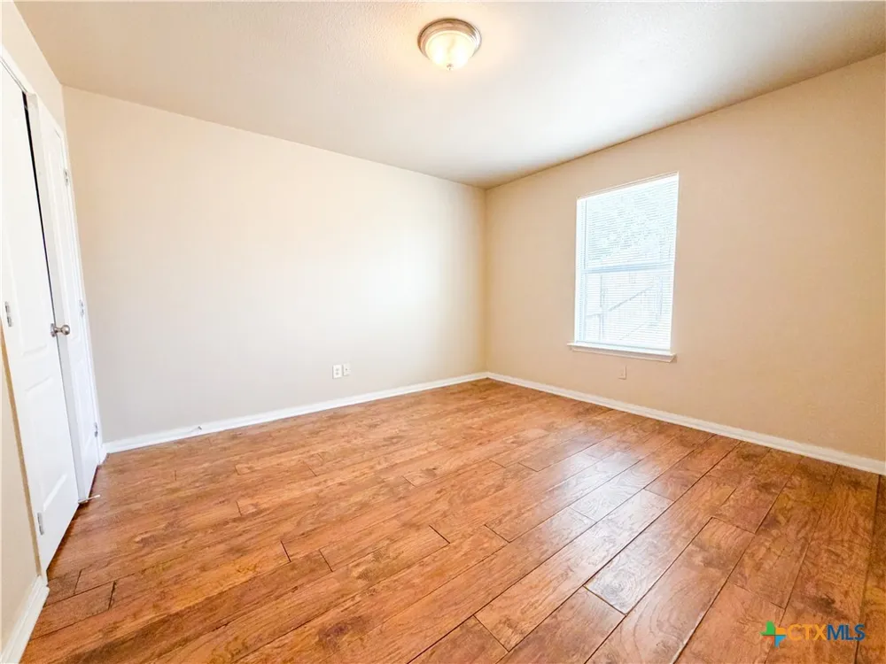 3011 Baldwin Loop Killeen, TX 76549