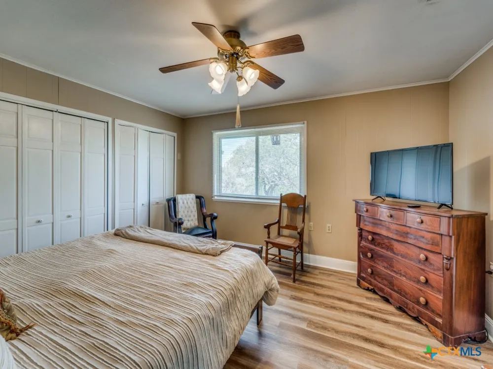 1660 McIver Road Canyon Lake, TX 78133