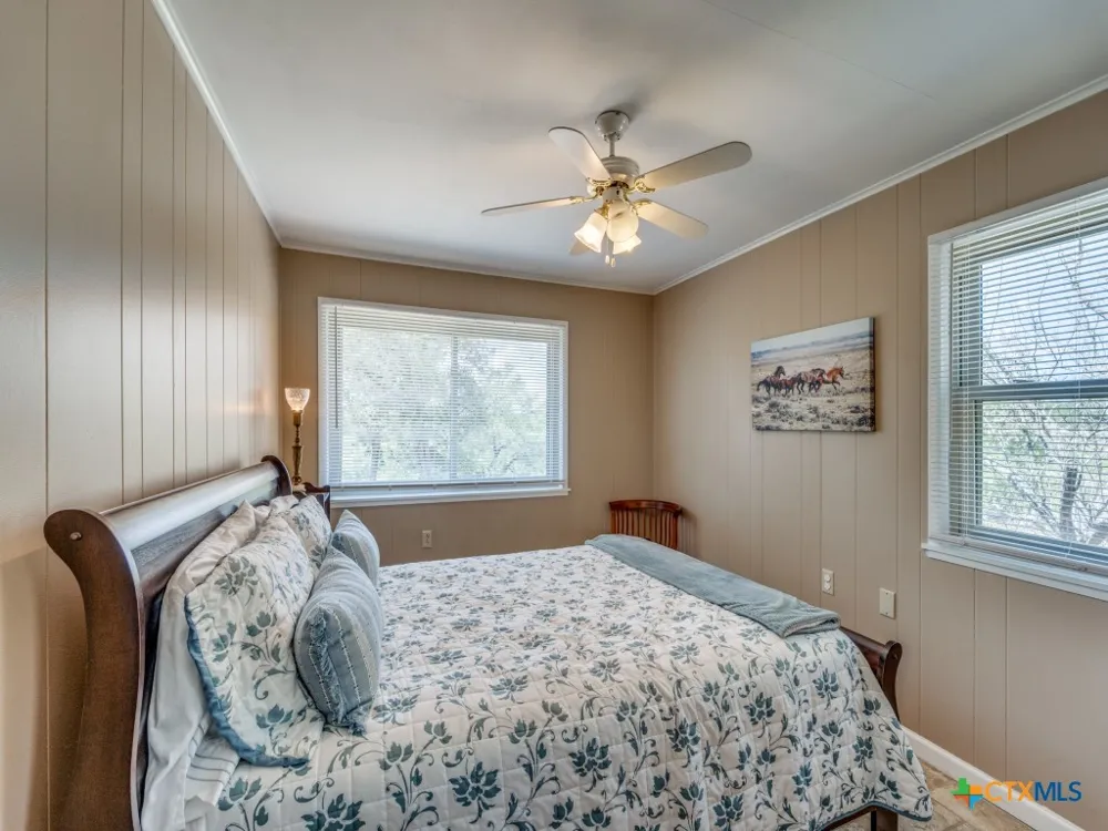 1660 McIver Road Canyon Lake, TX 78133