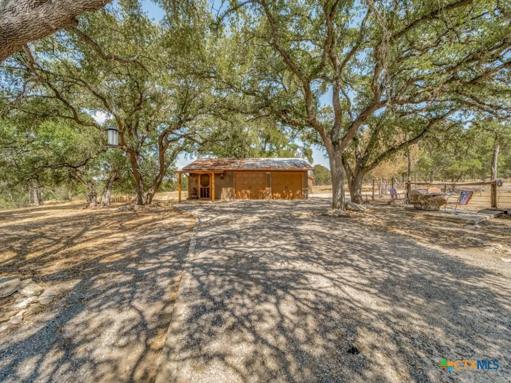 1660 McIver Road Canyon Lake, TX 78133