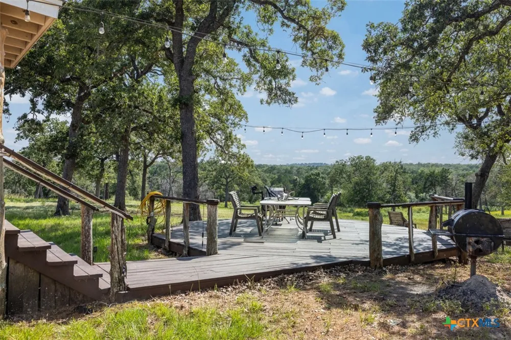 2524 Sandy Fork Road Harwood, TX 78616