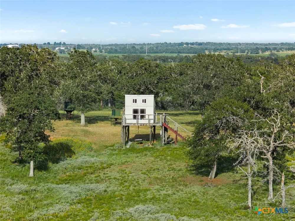 2524 Sandy Fork Road Harwood, TX 78616