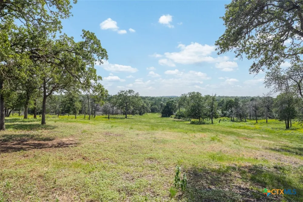 2524 Sandy Fork Road Harwood, TX 78616