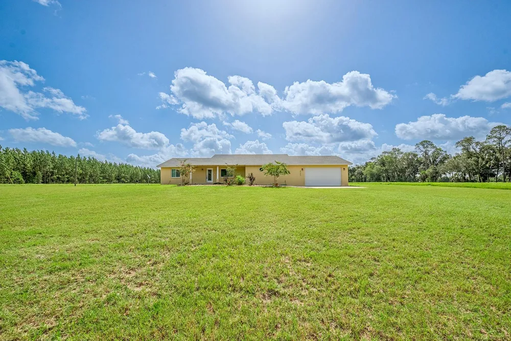4261 NW 57TH COURT Chiefland, FL 32626