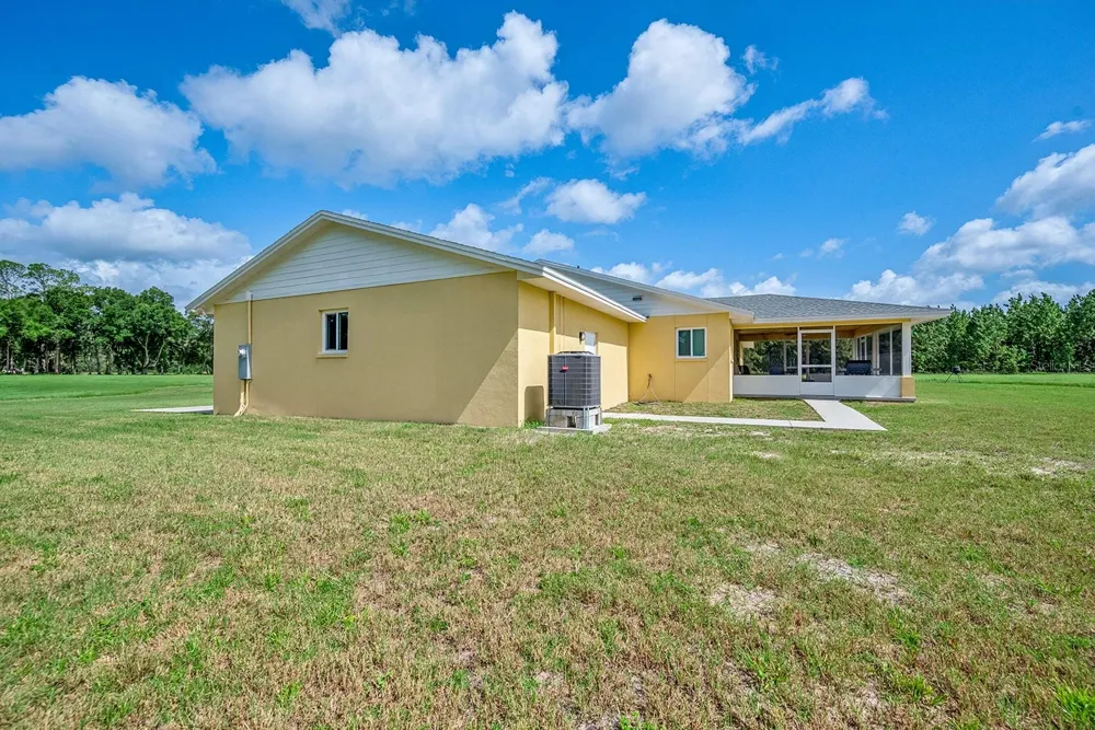 4261 NW 57TH COURT Chiefland, FL 32626