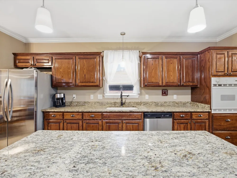 5004 Vaquero Drive Arlington, TX 76017