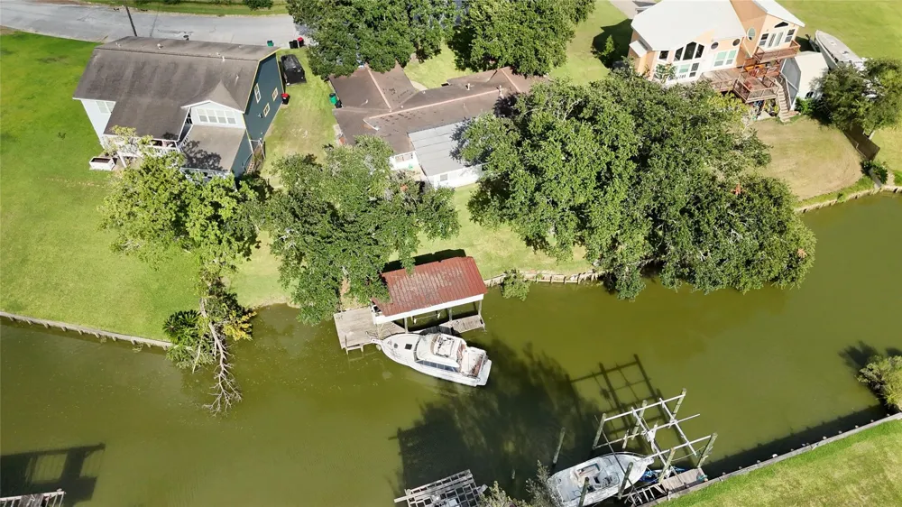 211 Rue Orleans Street Baytown, TX 77520