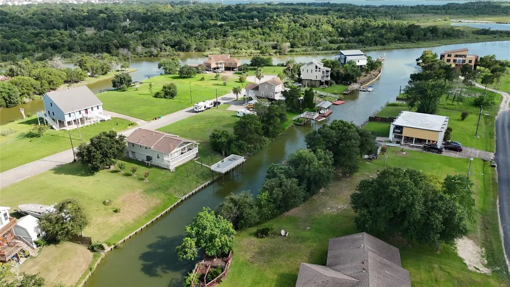 211 Rue Orleans Street Baytown, TX 77520