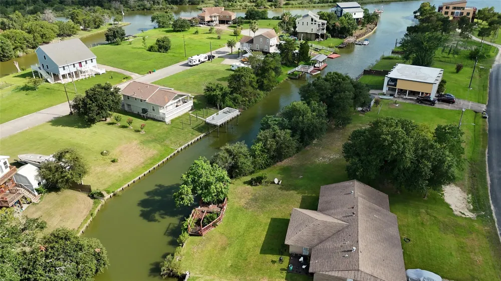 211 Rue Orleans Street Baytown, TX 77520