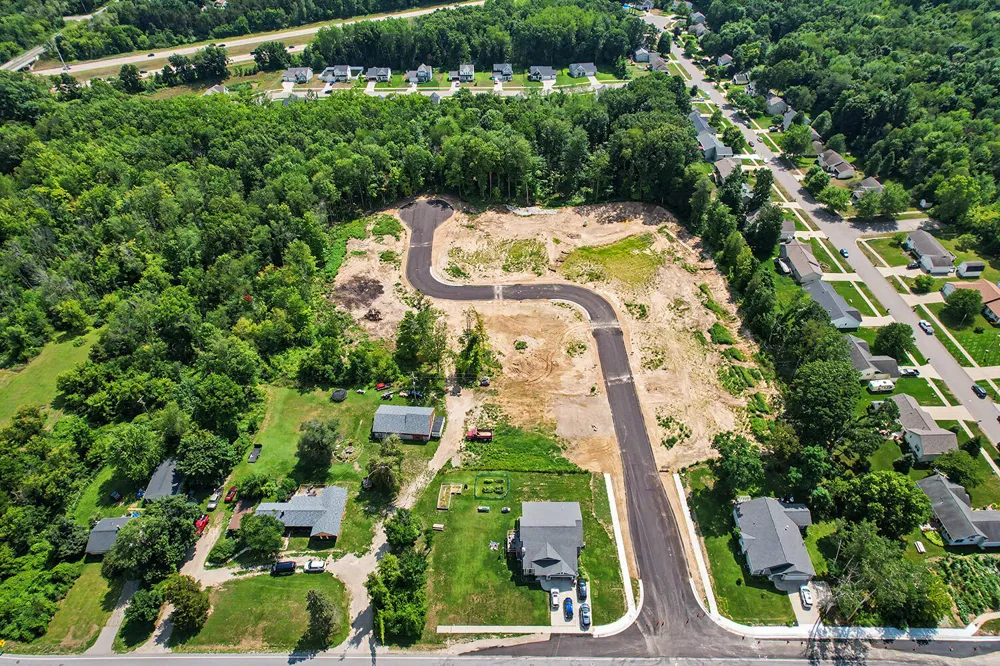 5982 Torres Avenue Comstock Park, MI 49321