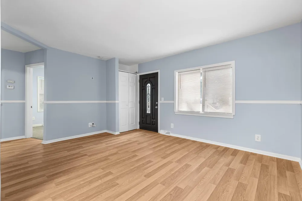 35809 Manila Avenue Westland, MI 48186
