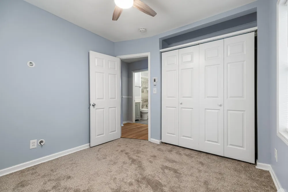 35809 Manila Avenue Westland, MI 48186