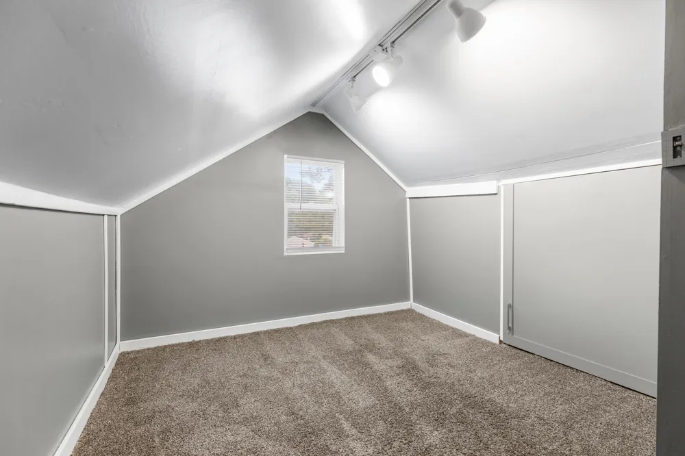 35809 Manila Avenue Westland, MI 48186