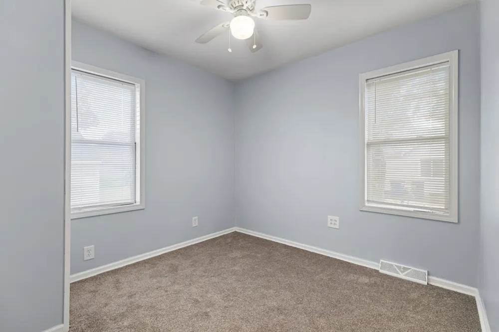 35809 Manila Avenue Westland, MI 48186