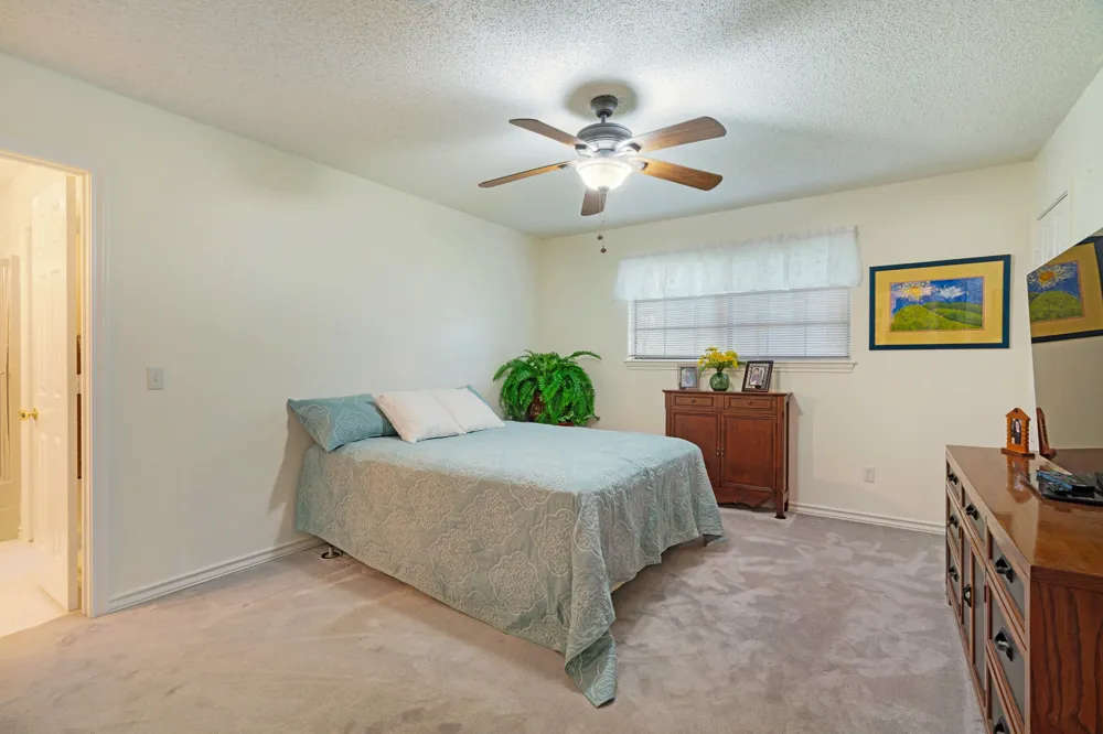940 Brandyn Place Paris, TX 75462