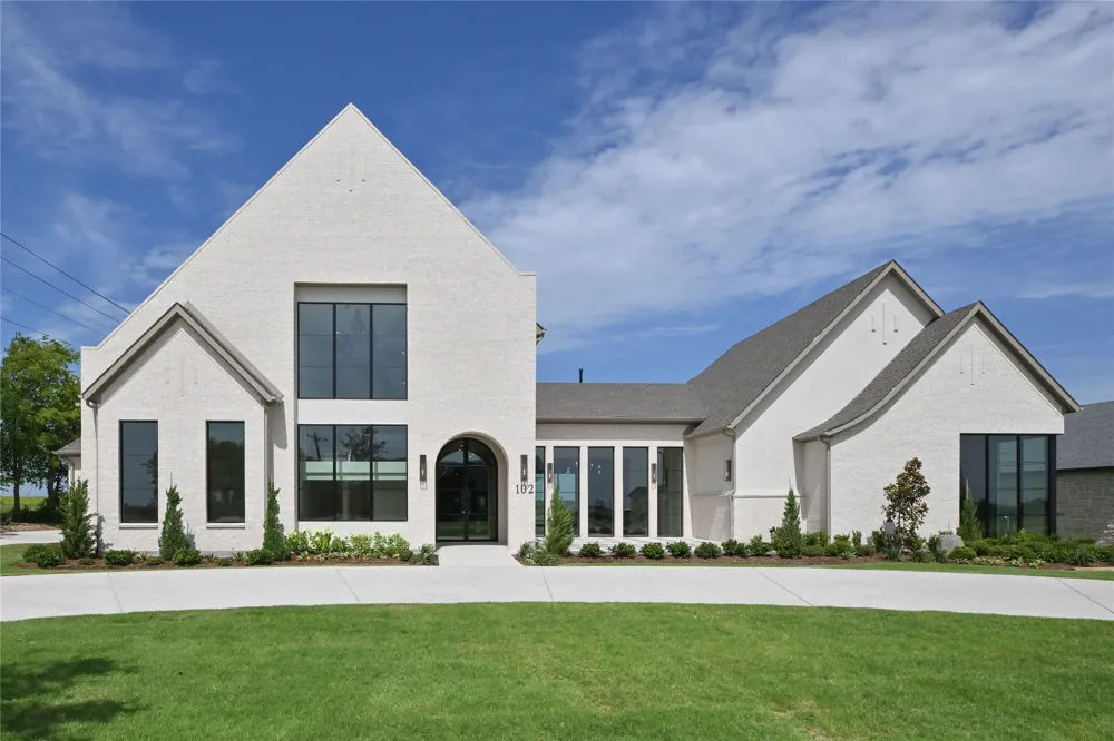 102 Deer Crossing Road Gunter, TX 75058