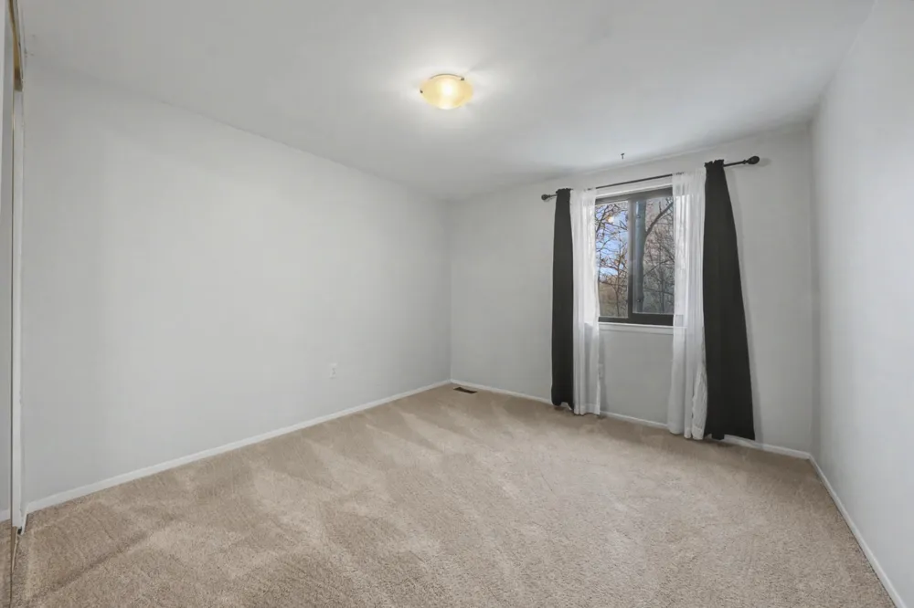 1564 Charter Oak Drive Rochester Hills, MI 48309