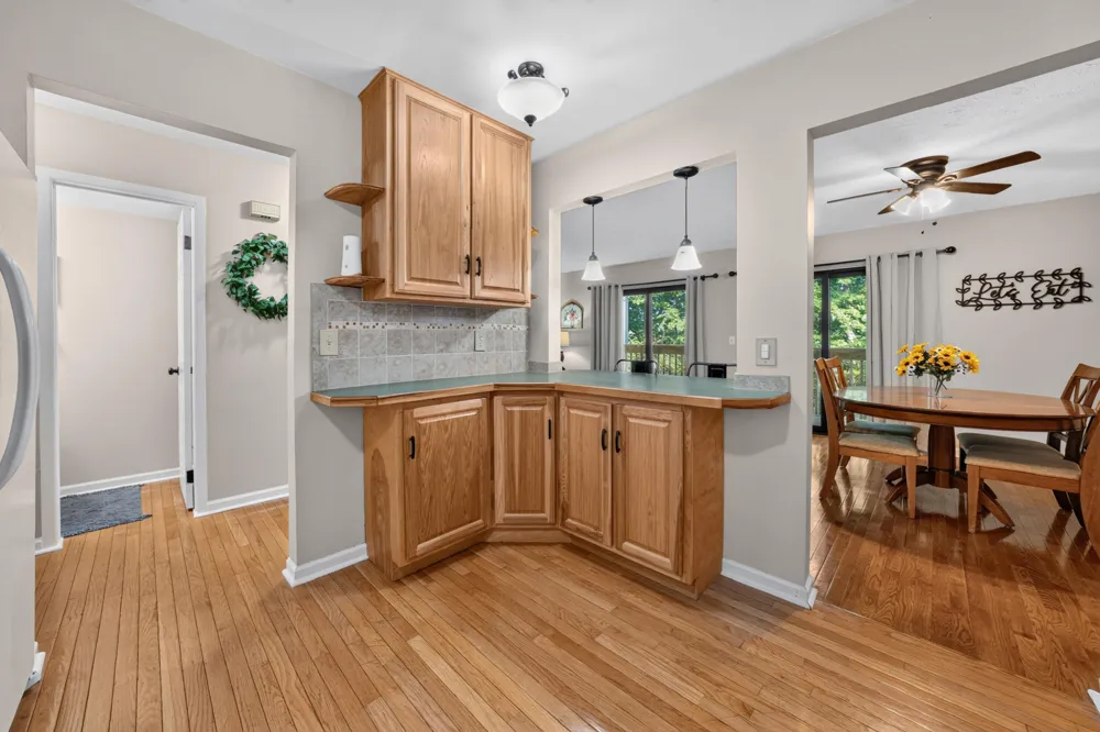 1564 Charter Oak Drive Rochester Hills, MI 48309
