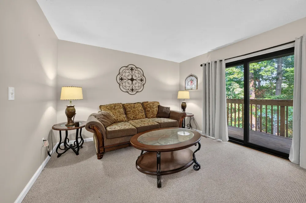 1564 Charter Oak Drive Rochester Hills, MI 48309