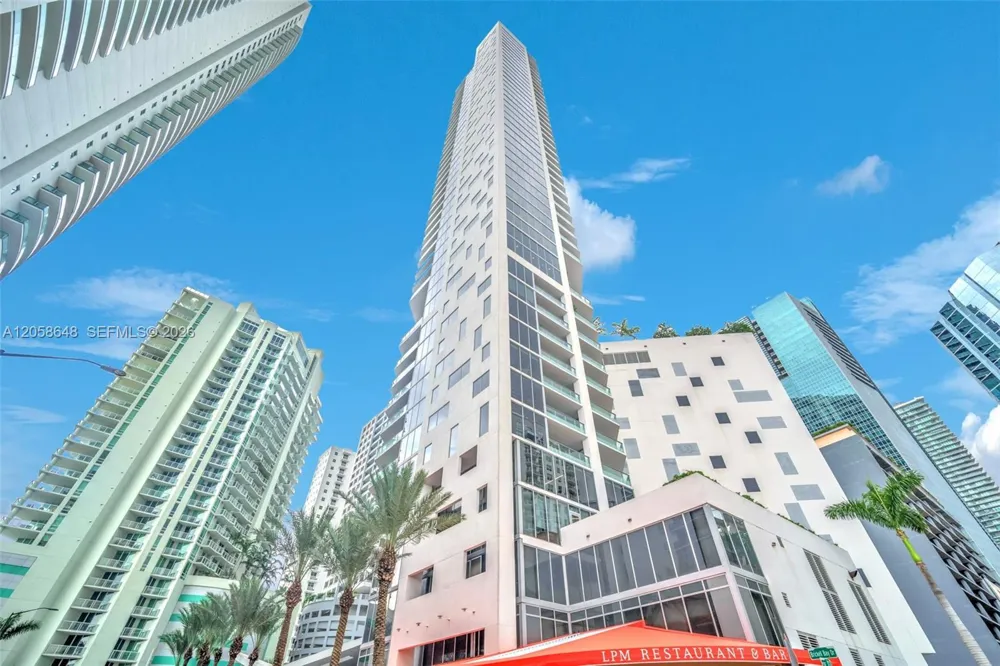 1300 Brickell Bay Dr #2005 Miami, FL 33131