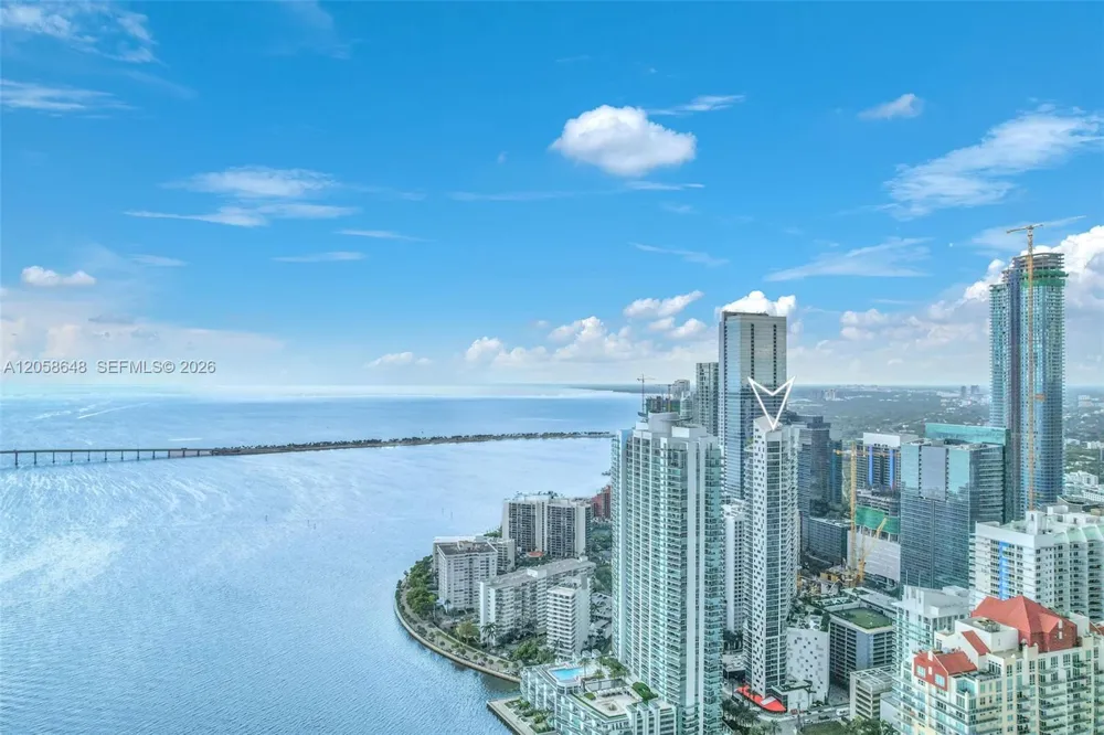1300 Brickell Bay Dr #2005 Miami, FL 33131