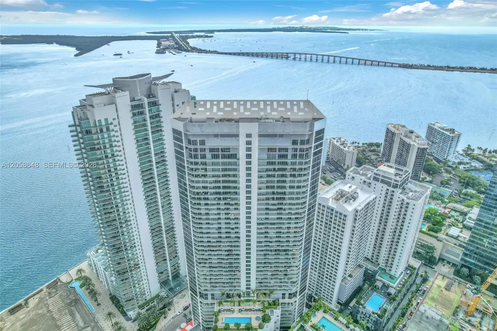 1300 Brickell Bay Dr #2005 Miami, FL 33131