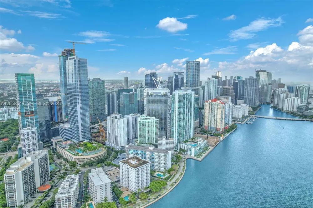 1300 Brickell Bay Dr #2005 Miami, FL 33131