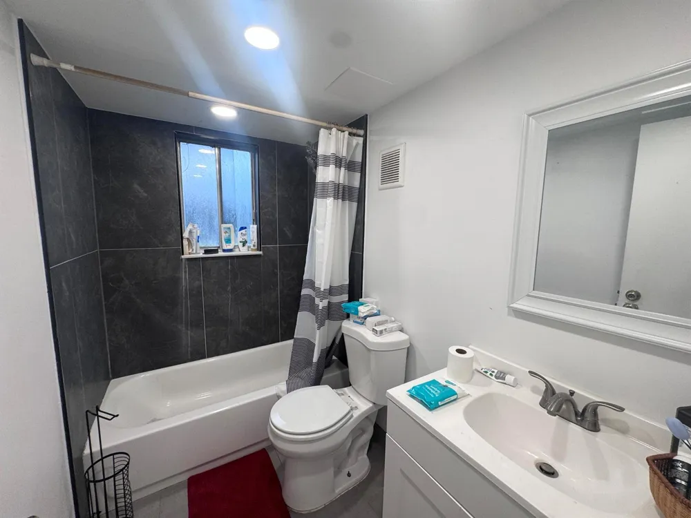 2830 SOMERSET DRIVE #104N Lauderdale Lakes, FL 33311