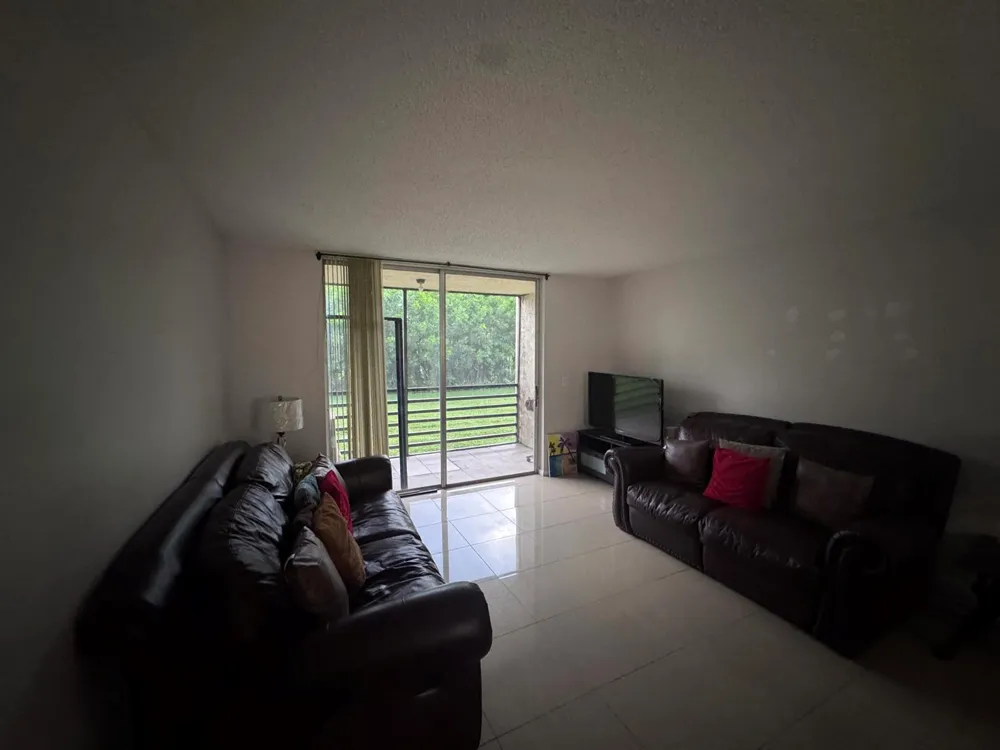 2830 SOMERSET DRIVE #104N Lauderdale Lakes, FL 33311