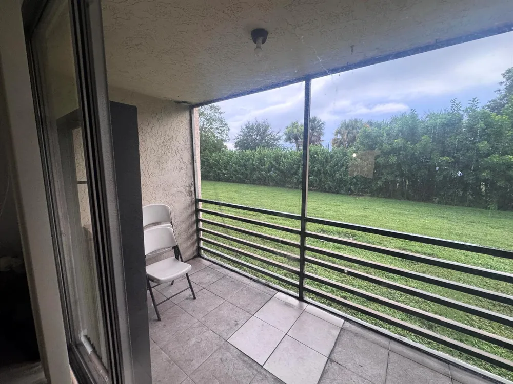 2830 SOMERSET DRIVE #104N Lauderdale Lakes, FL 33311