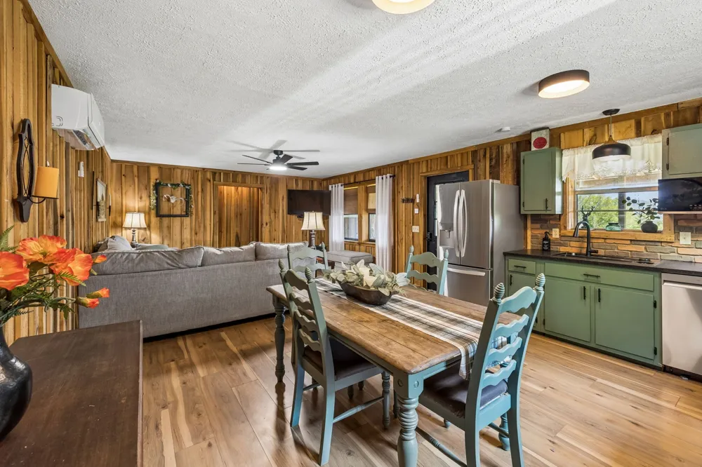 238 Rarick Ln Gainesboro, TN 38562