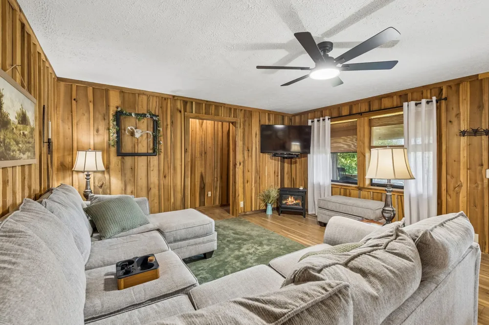 238 Rarick Ln Gainesboro, TN 38562