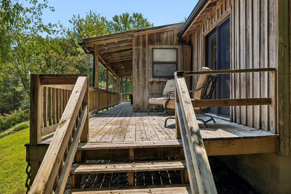 238 Rarick Ln Gainesboro, TN 38562