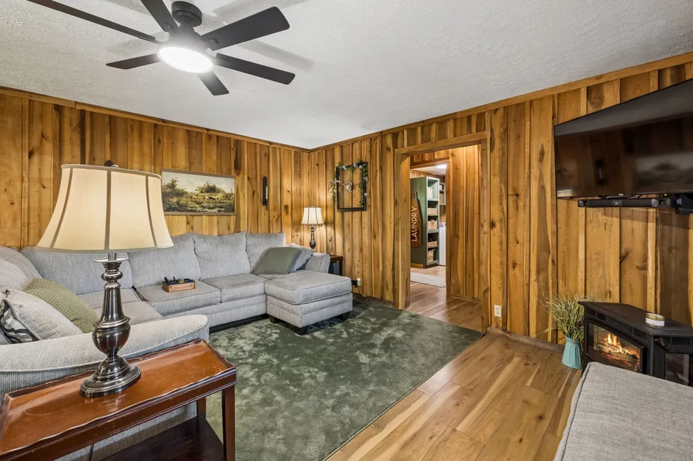 238 Rarick Ln Gainesboro, TN 38562