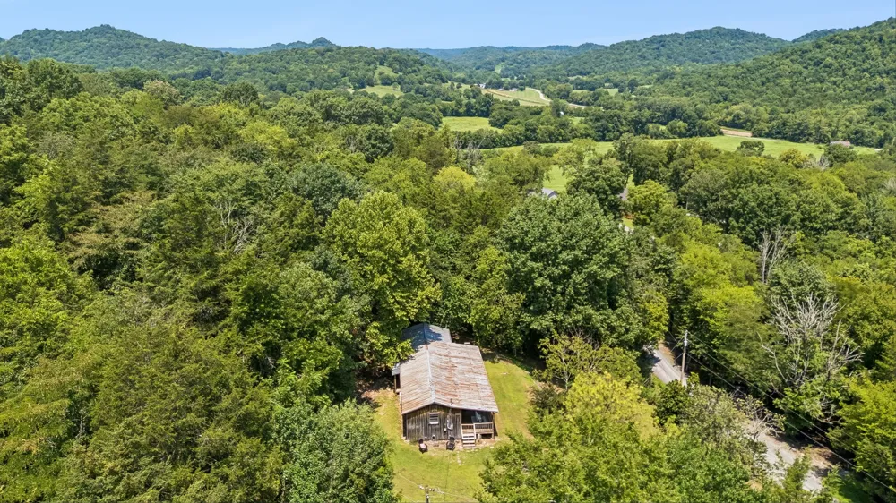 238 Rarick Ln Gainesboro, TN 38562