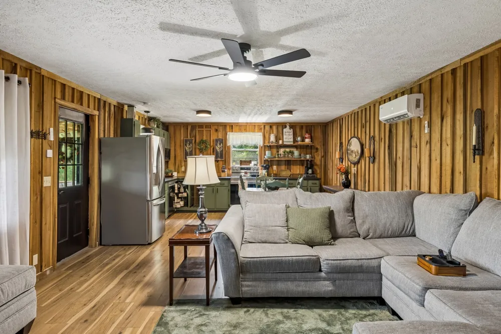 238 Rarick Ln Gainesboro, TN 38562