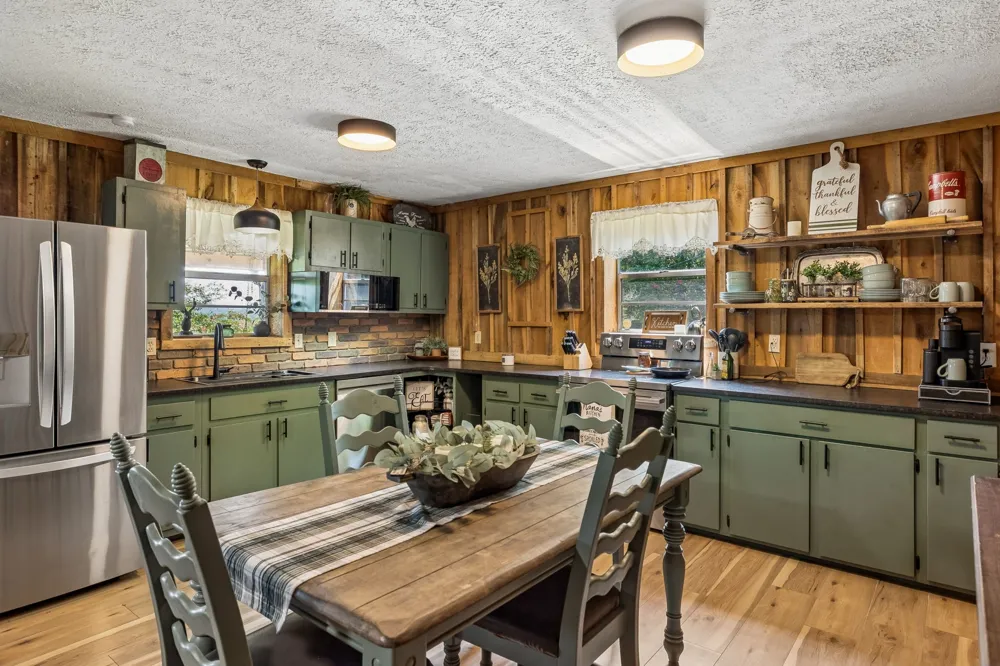238 Rarick Ln Gainesboro, TN 38562