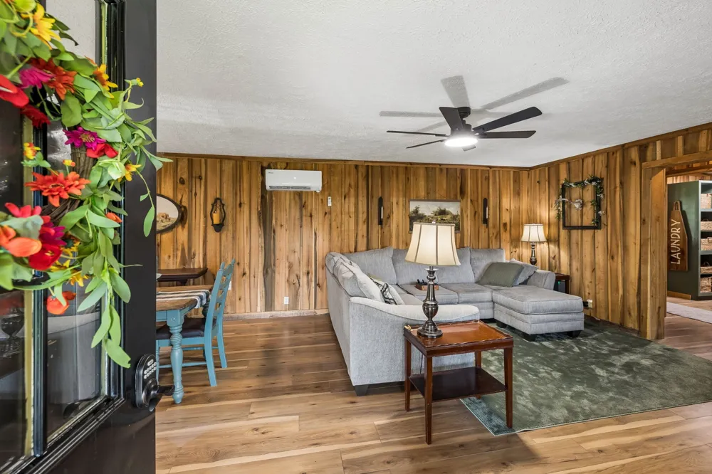 238 Rarick Ln Gainesboro, TN 38562