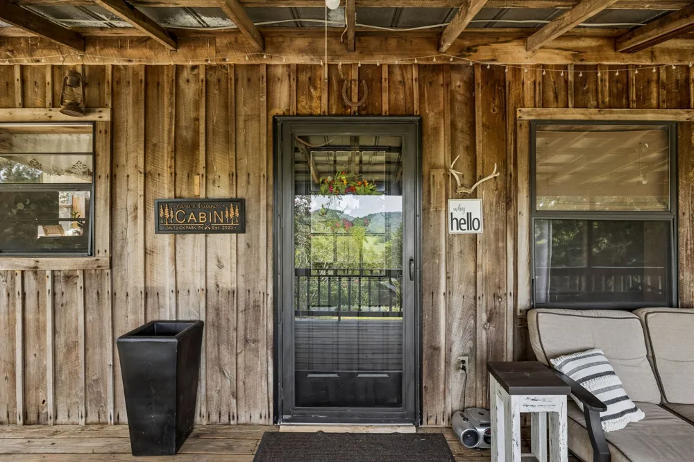 238 Rarick Ln Gainesboro, TN 38562
