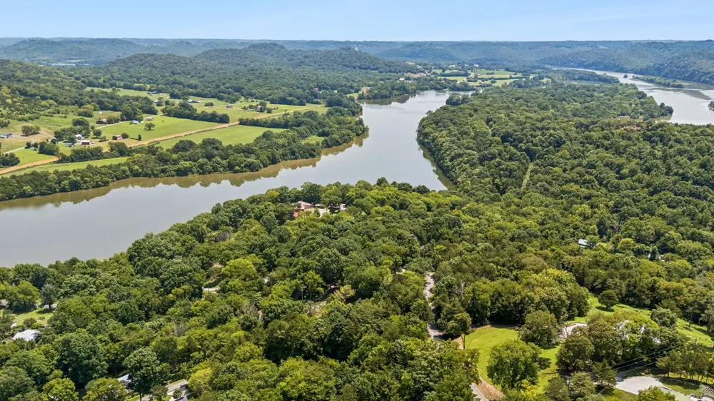 238 Rarick Ln Gainesboro, TN 38562