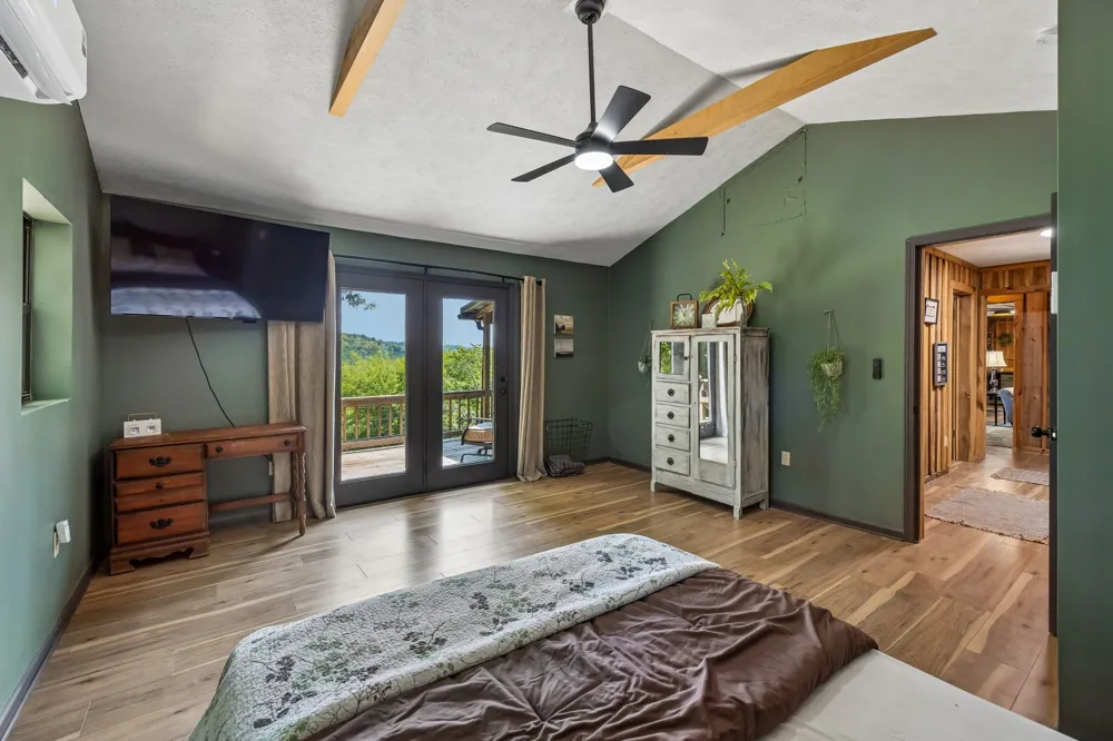 238 Rarick Ln Gainesboro, TN 38562
