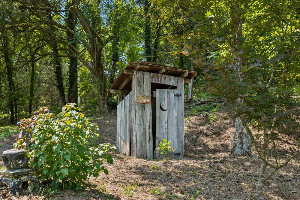 238 Rarick Ln Gainesboro, TN 38562