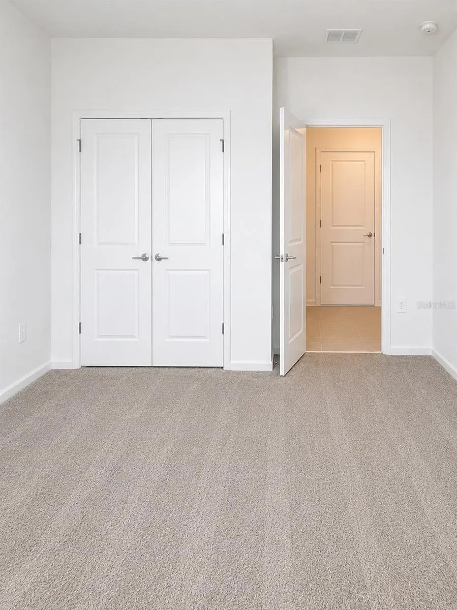 5677 LIVELINESS ALLEY Clermont, FL 34714
