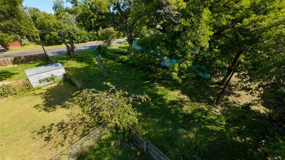 810 Rusk Street Waco, TX 76704
