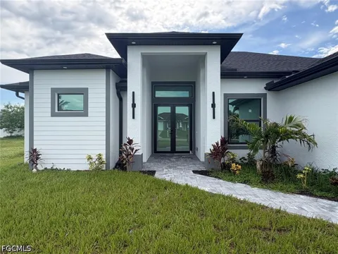 NE 13th Avenue