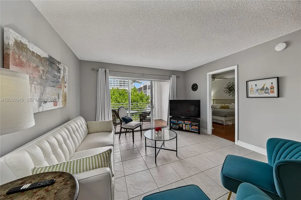 1541 S Ocean Blvd #313 Lauderdale By The Sea, FL 33062