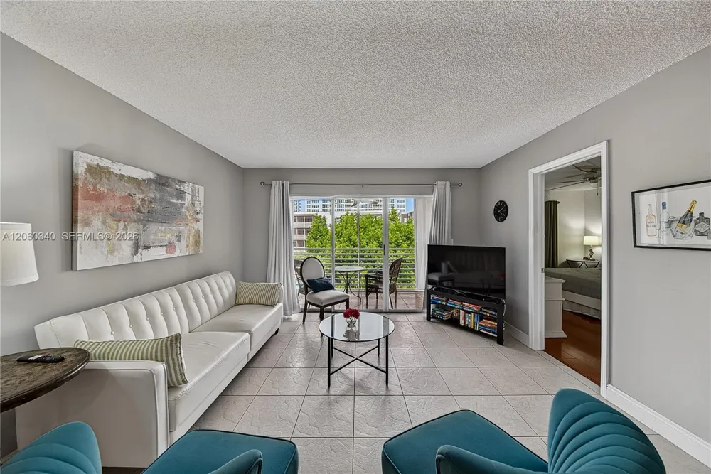 1541 S Ocean Blvd #313 Lauderdale By The Sea, FL 33062